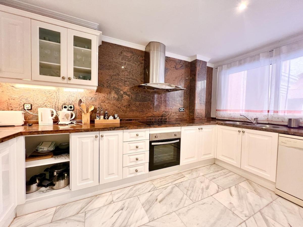 Apartment Gran En Magna Marbella